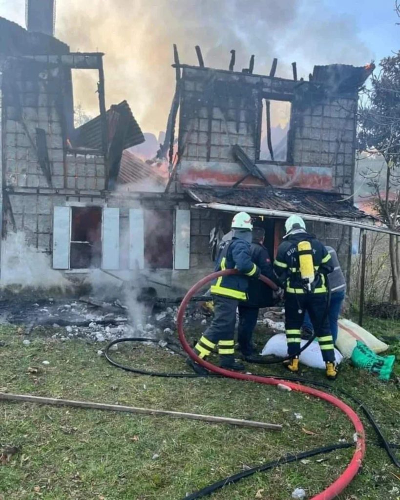 Bulancak’ta Ev Yangını: 1 Kişi Hayatını Kaybetti WhatsApp Image 2024 12 04 at 13.16.18