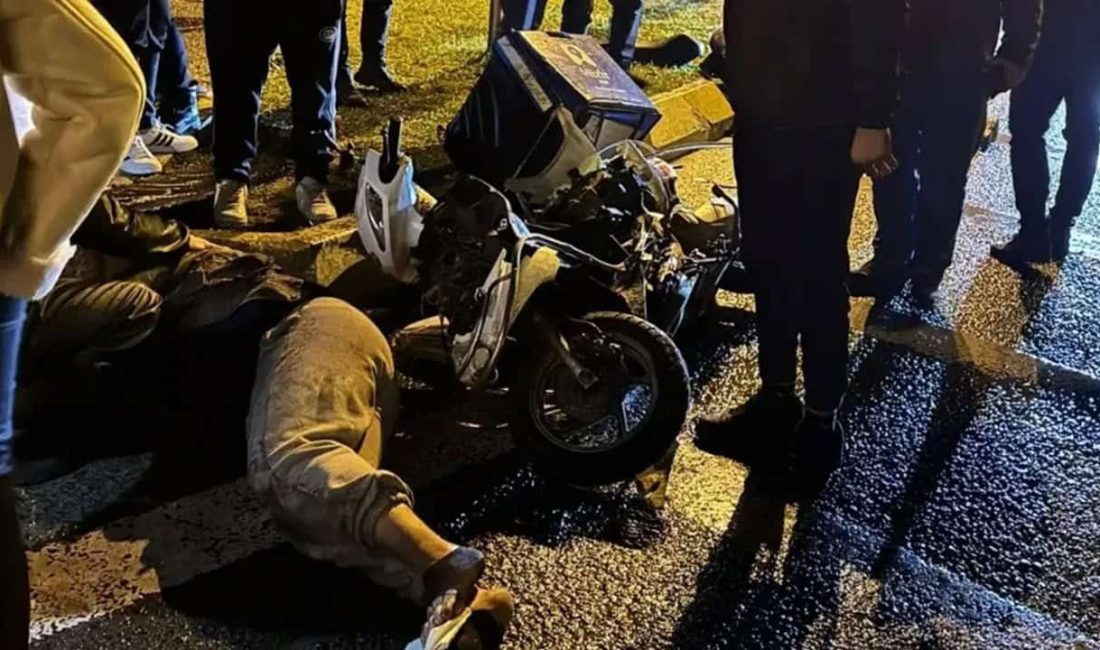 Fatsa İlçesi Dolunay Mahallesi’nde meydana gelen trafik kazasında bir otomobil,