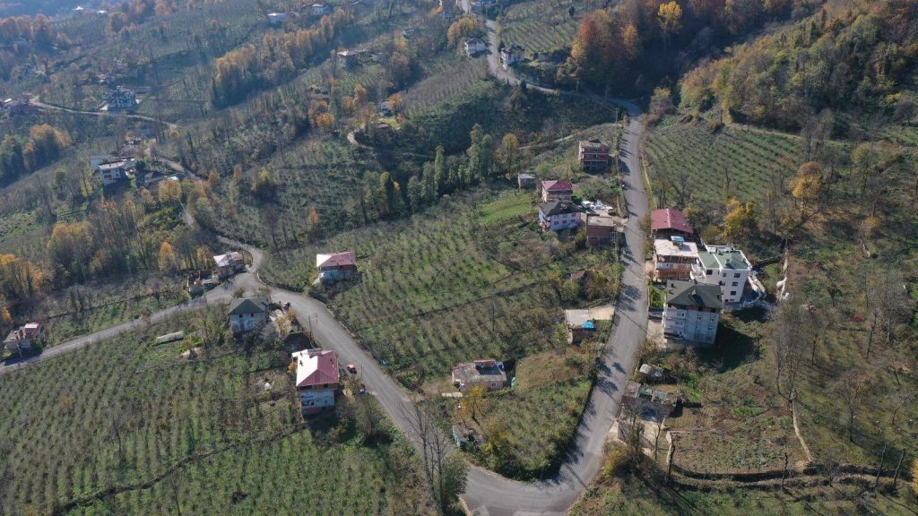 ÇATALPINAR GÖLLER MAHALLESİNE SICAK DOKUNUŞ c1