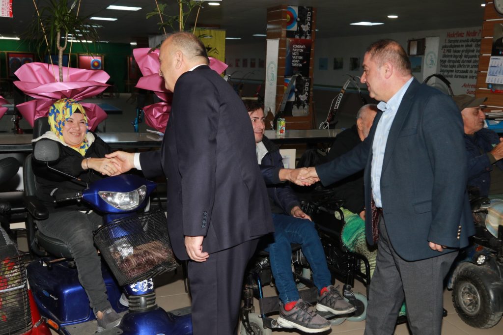 BAŞKAN TAVLI, “ÜNYE’MİZİ ENGELSİZ BİR KENT HALİNE GETİRDİK” e2