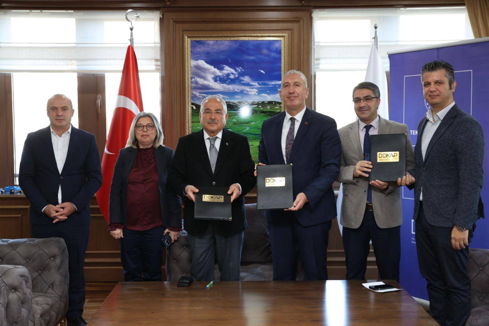 İKİ YENİ YATIRIM İÇİN İMZALAR ATILDI i