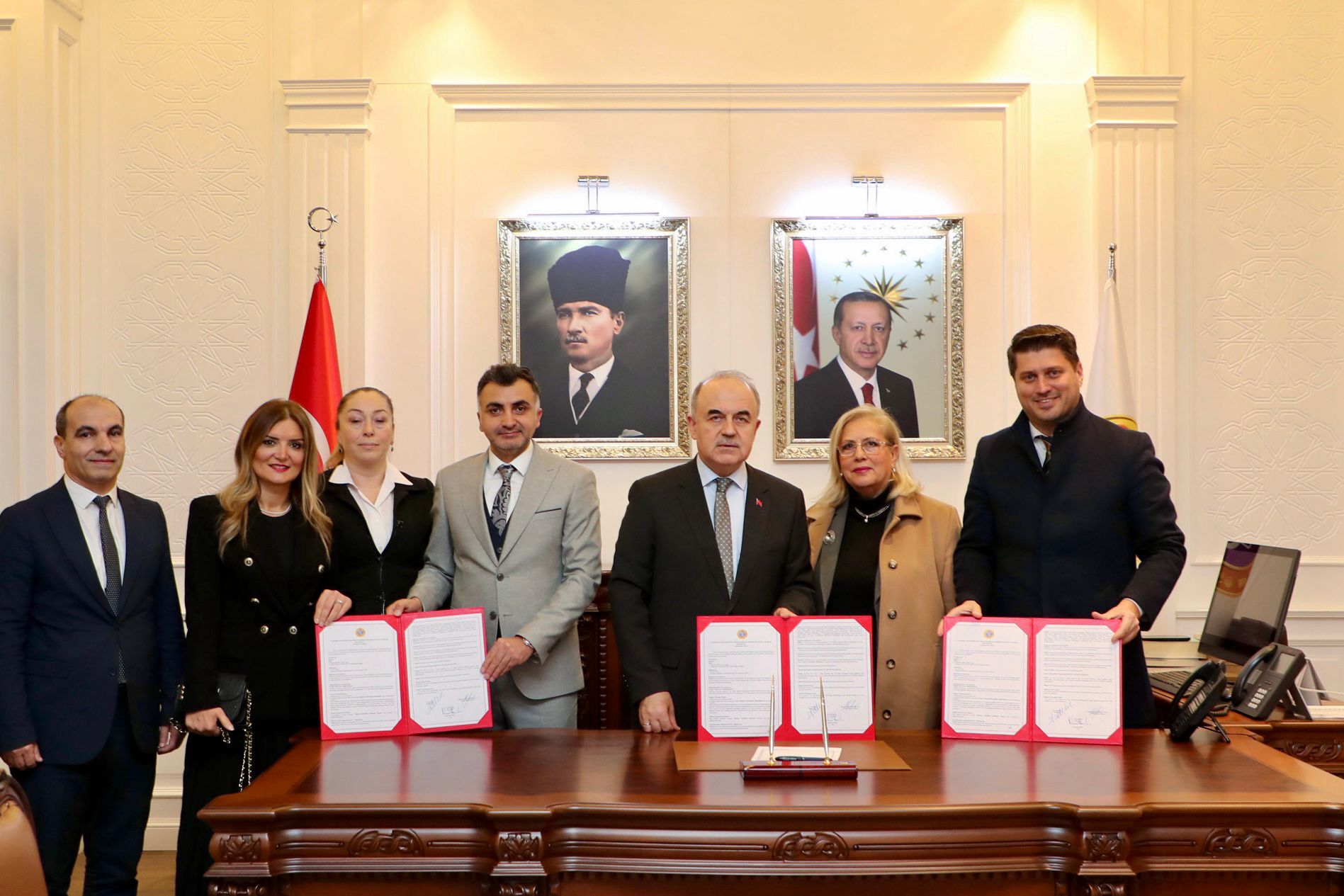 Hayırsever Altunel Ailesinden Eğitime Destek unye gundem 81