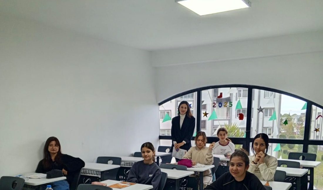Ünye'deki En Pozitif Yeni Nesil Kurs’ta Deneme Sınavları Sonrası Eğitim