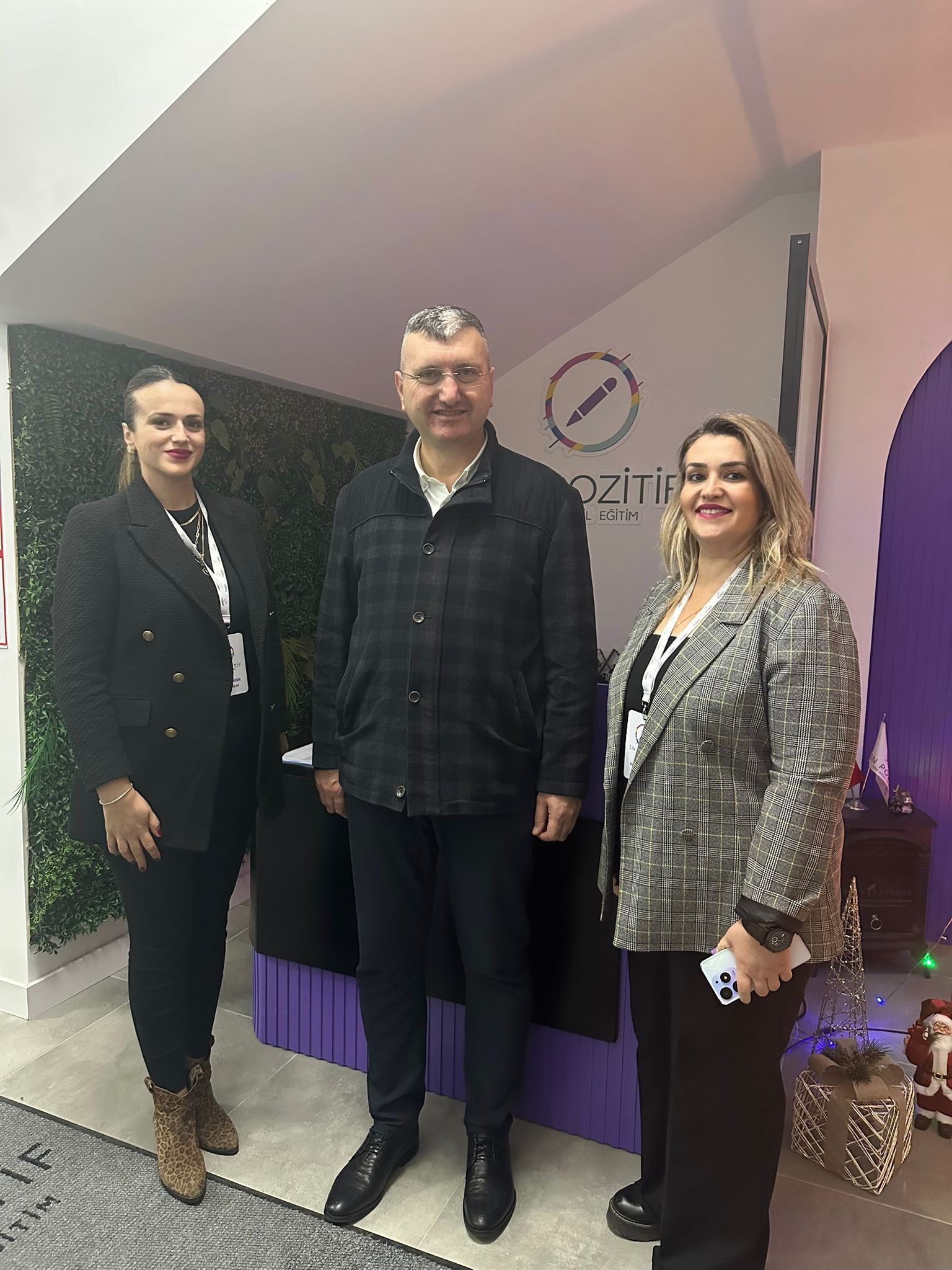 Ünye Ticaret Odası Başkanı İrfan Akar, En Pozitif Yeni Nesil Kursu Ziyaret Etti unye gundem2 13
