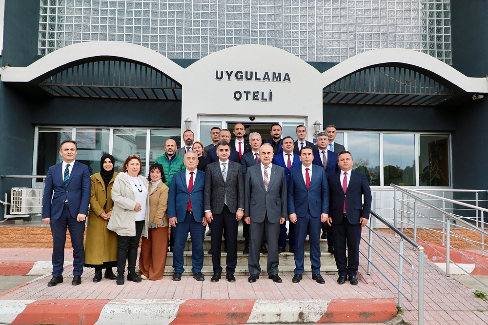 Vali Erol, Ünye İlçemizdeki Eğitim Yatırımlarını İnceledi v