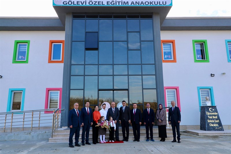 Vali Erol, Ünye İlçemizdeki Eğitim Yatırımlarını İnceledi v4