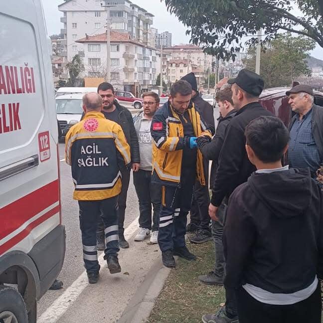 Fatsa’da Kontrolden Çıkan Otomobil Refüje Çarptı: 1 Yaralı FATSA KAZA1