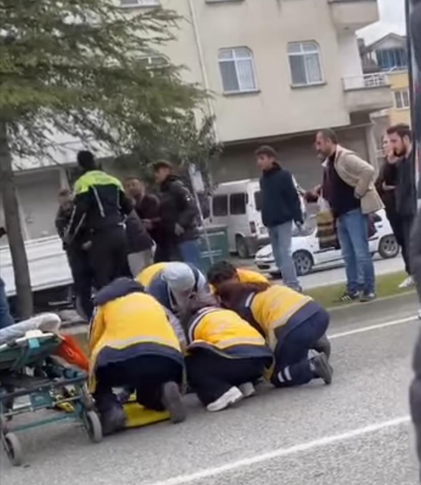 Altınordu’da Trafik Kazası: 60 Yaşındaki Yaya Araç Çarpması Sonucu Yaralandı WhatsApp Image 2025 01 15 at 20.30.10