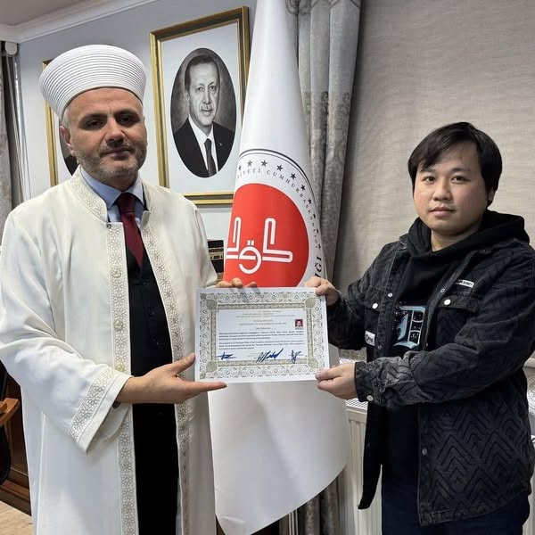 Rize'de Aşk İslam’a Açılan Kapı Oldu: Çinli Tou Liao Müslüman
