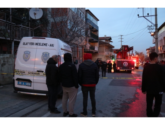 Kahraman Anne , Çocuklarını Kurtarırken Hayatını Kaybetti