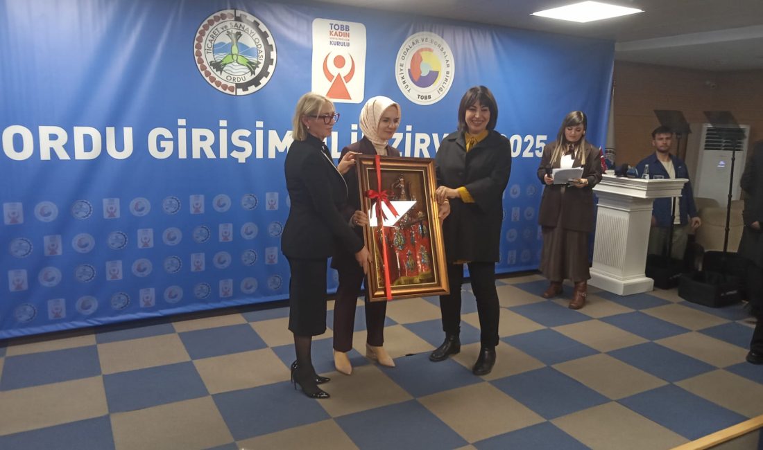 GİRİŞİMCİLİK ZİRVESİ: KADINLARIN BAŞARILARINA İLHAM OLUYOR