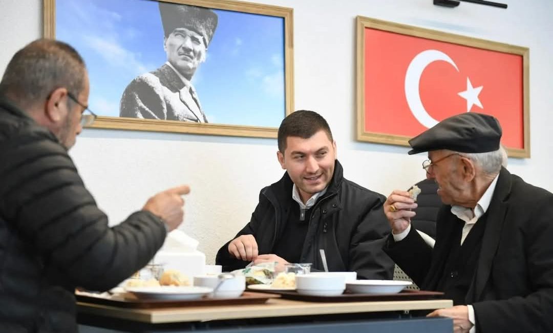 GEÇİM DERDİNE DEVA: ALTINORDU KENT LOKANTASI