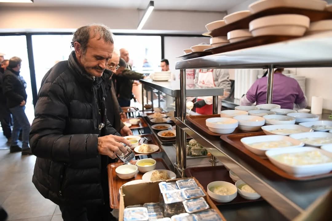 GEÇİM DERDİNE DEVA: ALTINORDU KENT LOKANTASI ALTINORDU KENT LOKANTASI.jpg2
