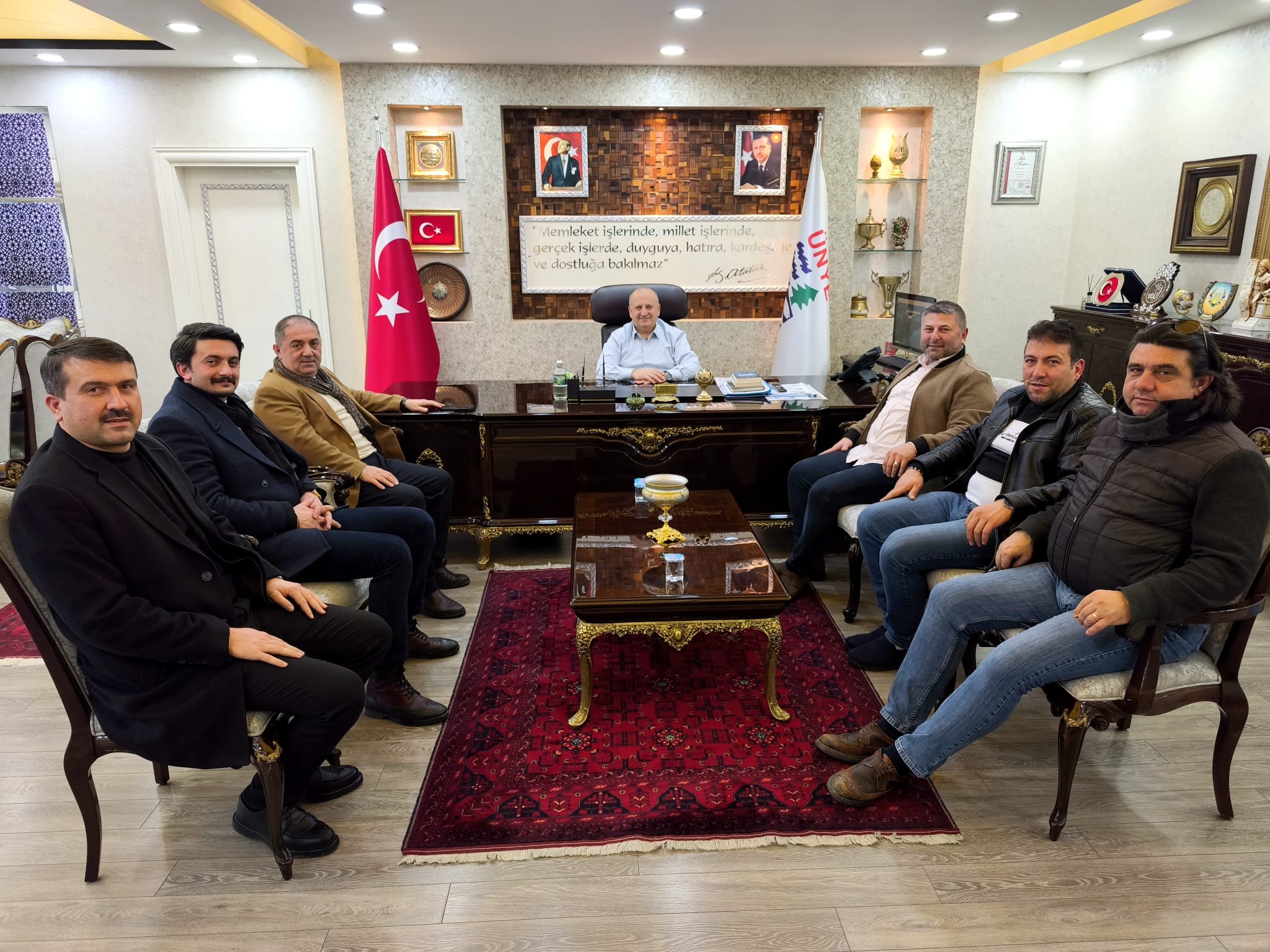 Belediye Başkanı Tavlı, Muhtarlarla İstişare Toplantısı Düzenledi HUSEYIN TAVLI MUHTARLAR TOPANTI
