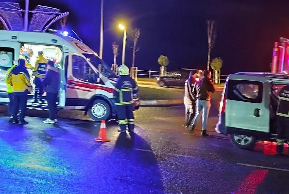Ünye’de Korkutan Kaza: İki Sürücü Yaralandı!