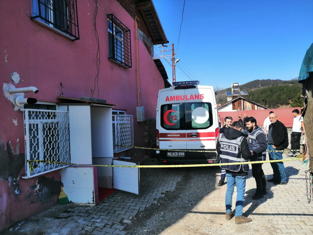 Tokat’ta Aile İçinde Yaşanan Olayla İlgili Soruşturma Başlatıldı baba ogul tartismasi olumle bitti henuz 17 yasindaydi 002