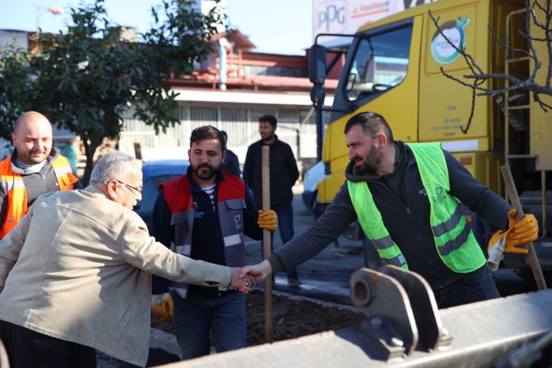 baskan guler sanayi esnafini ziyaret etti 5365