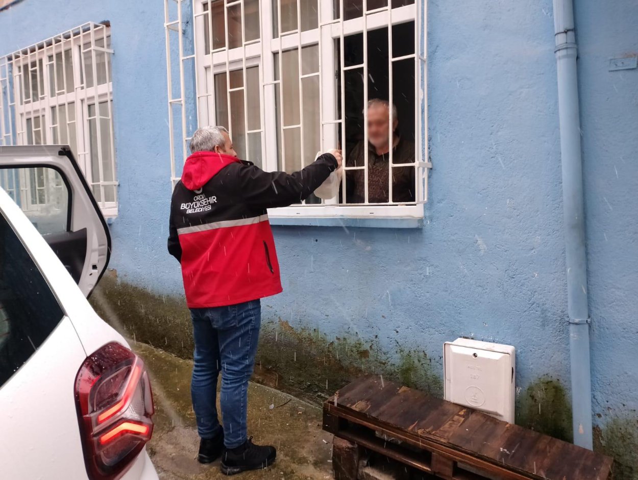 buyuksehir soguk kis gununde sofralari yemeksiz birakmiyor 8757