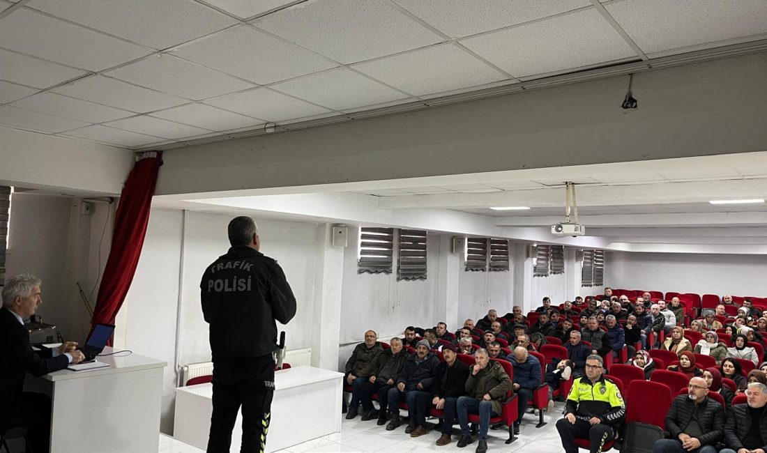 Taşımalı Eğitim Sürücü ve Rehber Personeline Eğitim Verildi!