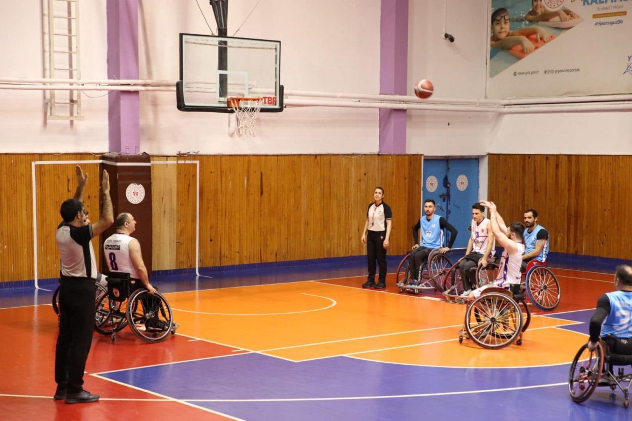 engelsizler ordu su evinde galip 2670