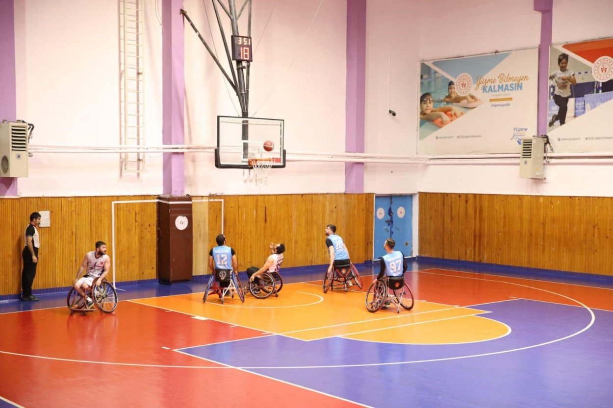 engelsizler ordu su evinde galip 723