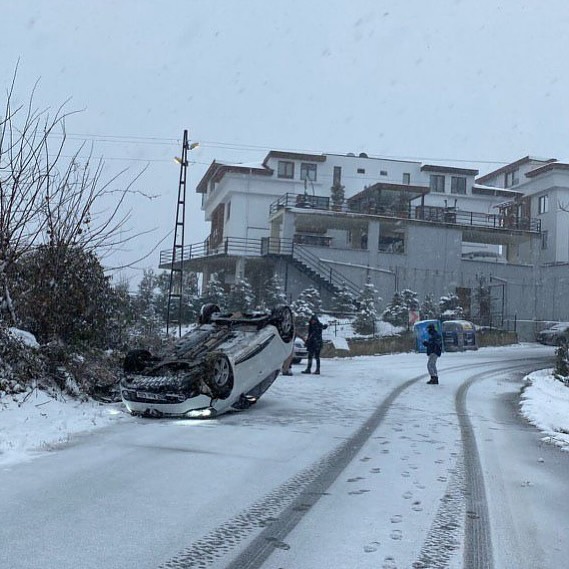 Fatsa Yolunda Takla Atan Araçtan Mucizevi Kurtuluş! fatsa arac takla atti