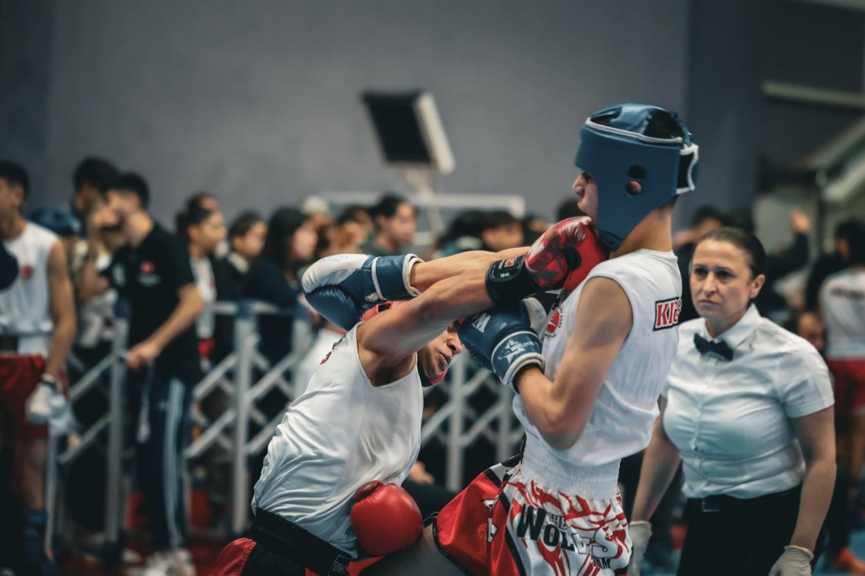 gencler kick boks sampiyonasi ordu da basladi 1747