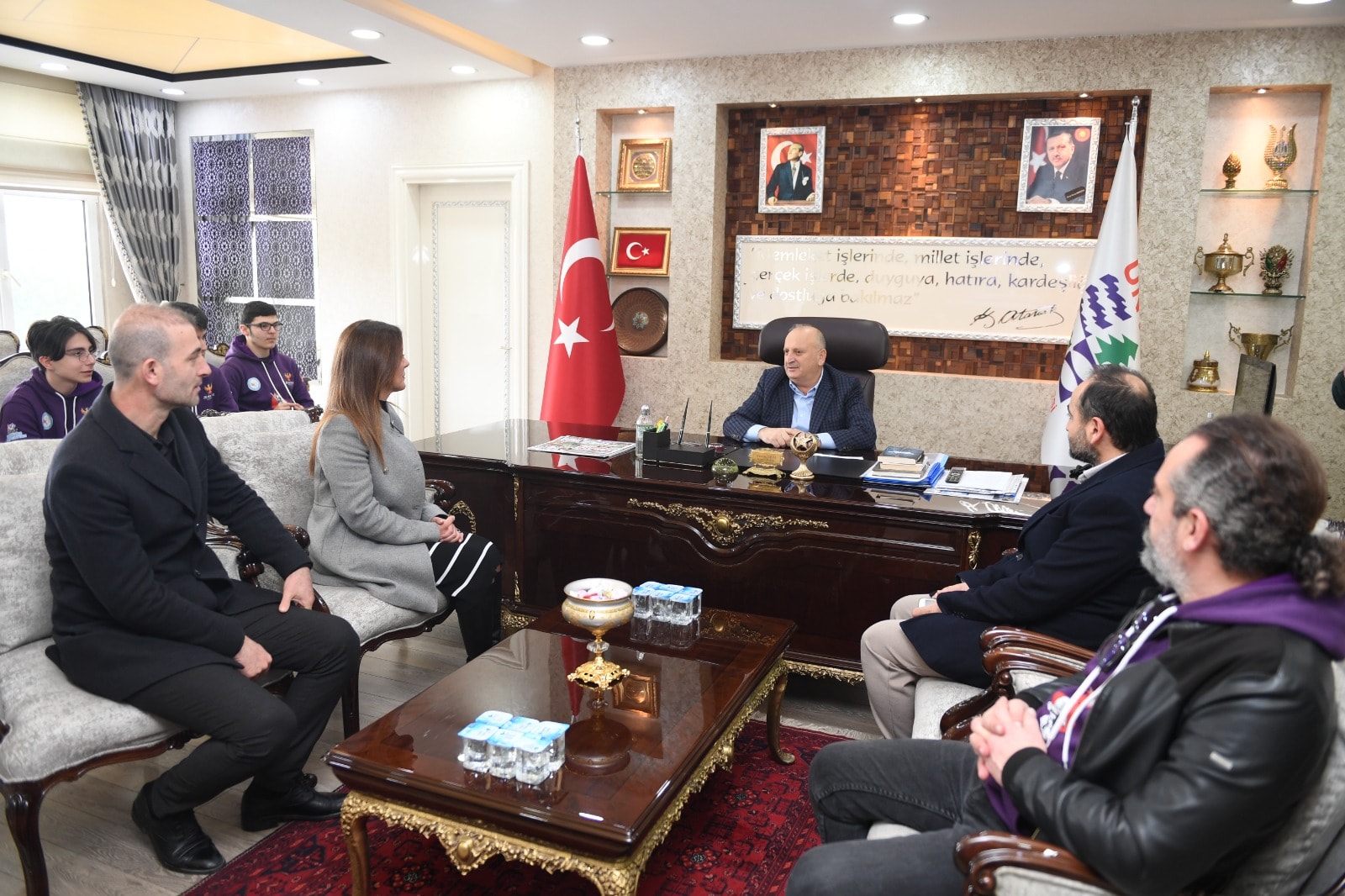 huseyin tavli nasa.jpg1