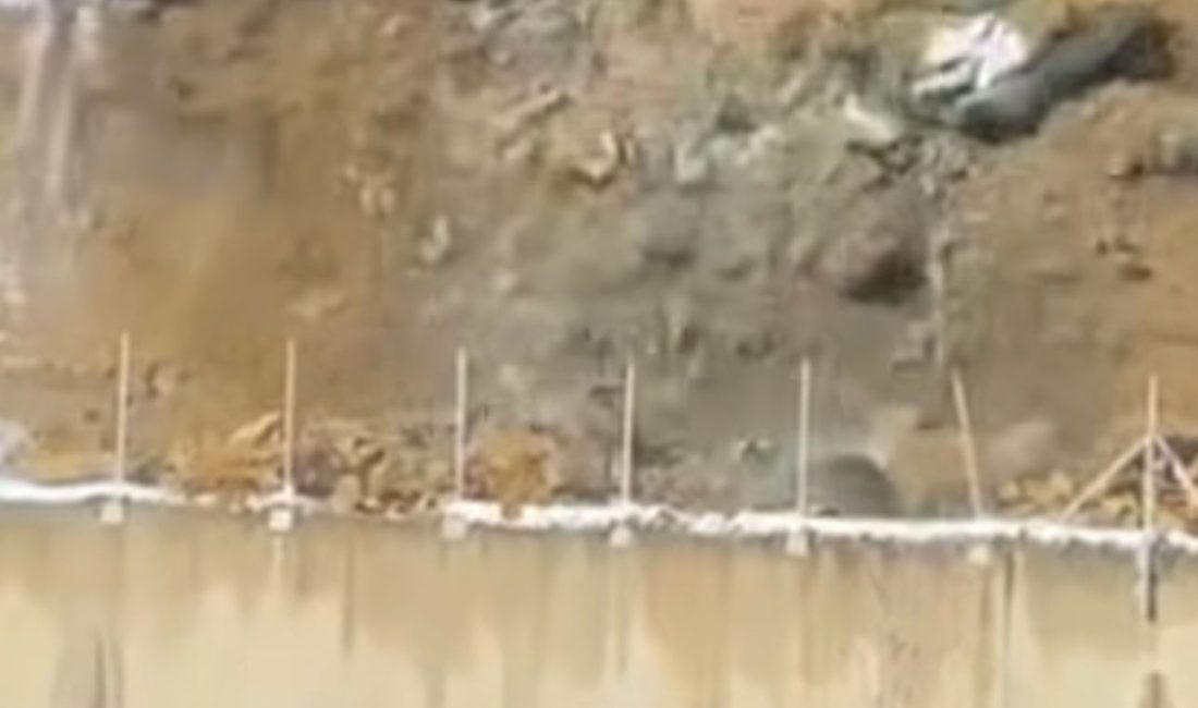 Altınordu-Ulubey Yolunda Heyelan!