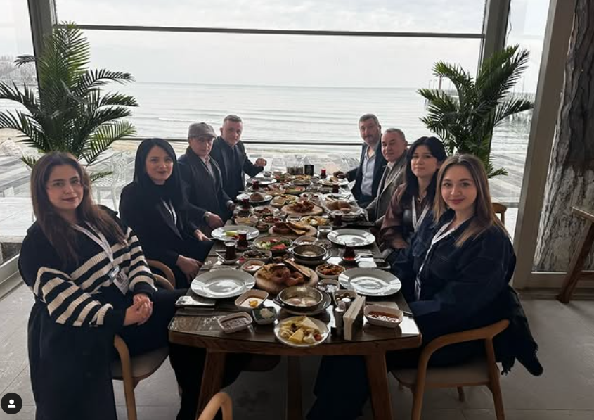 Pine Sea Restoran: Lezzet ve Doğanın Huzurunu Bir Arada Sunuyor pine sea