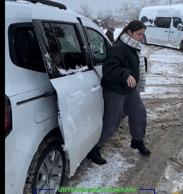 Ünye Belediyesi’nden Öğrencilere Sınav Günü Ulaşım Desteği unye belediyesi