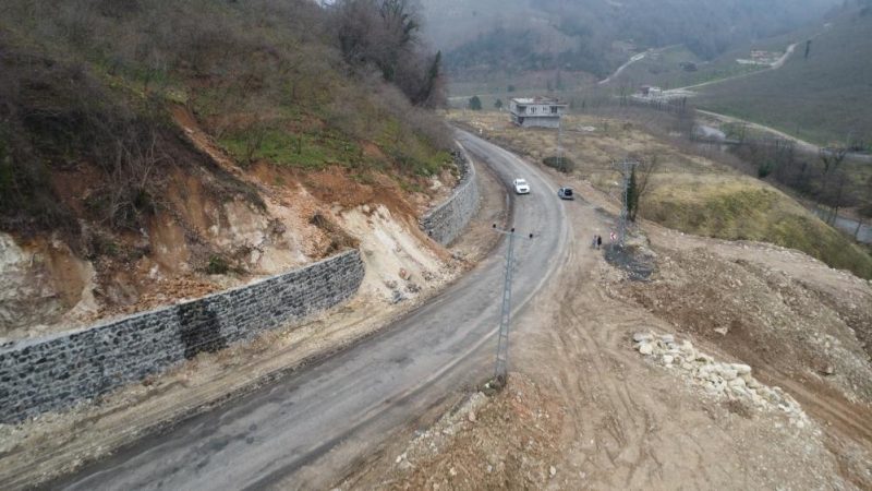 Ünye'de Heyelan: İstinat Duvarı Çöktü unye istimlat duvari heyelan