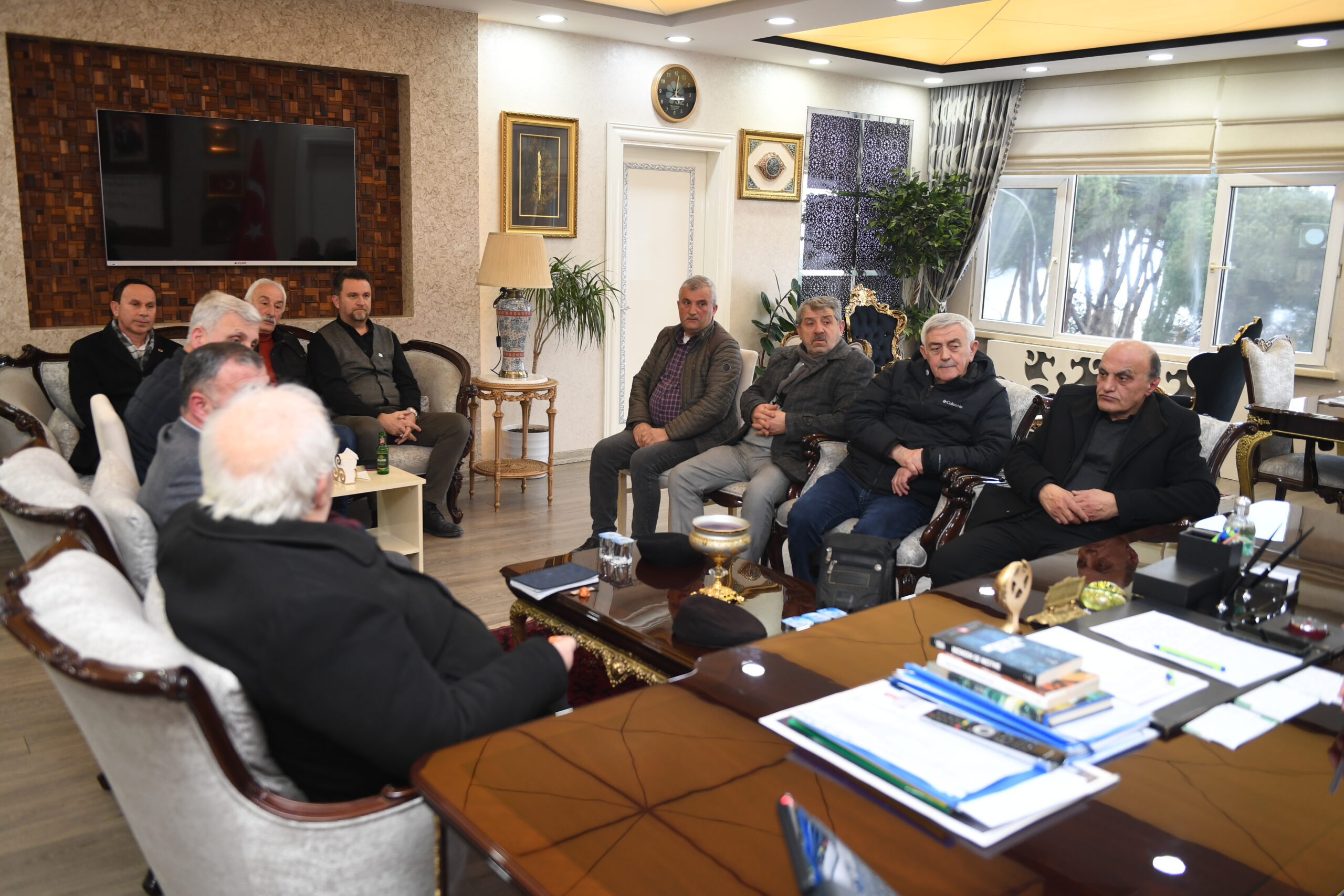 BAŞKAN TAVLI MUHTARLARLA İSTİŞARE ETTİ unye muhtarlala toplanti.jpg1 .jpg3