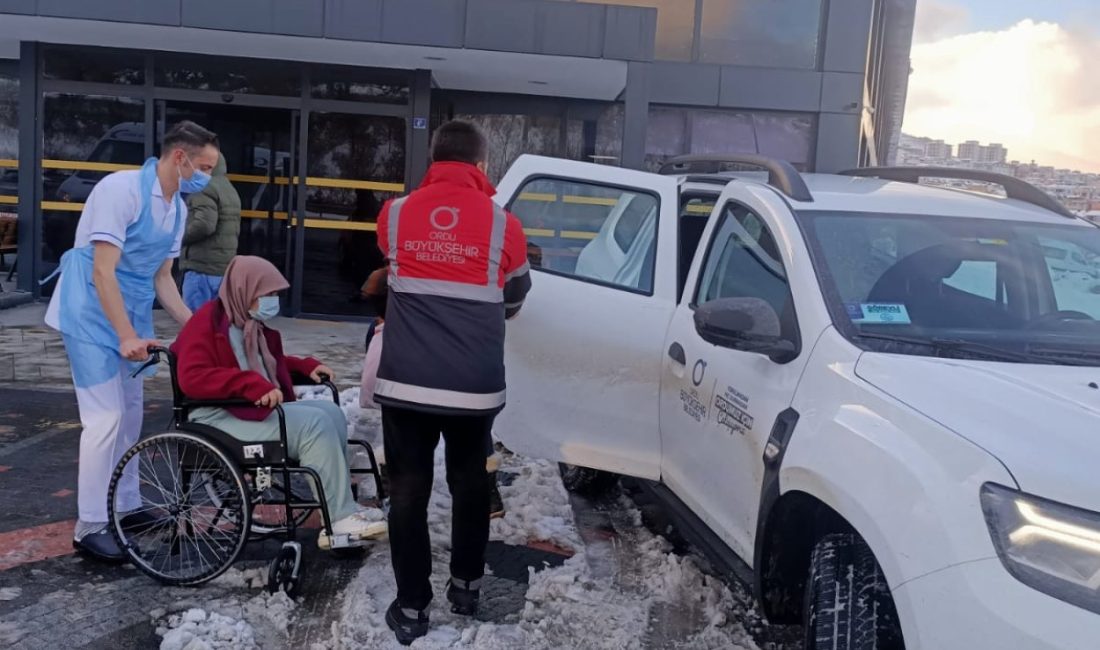 ZORDA KALANIN YANINDA OLAN BELEDİYE