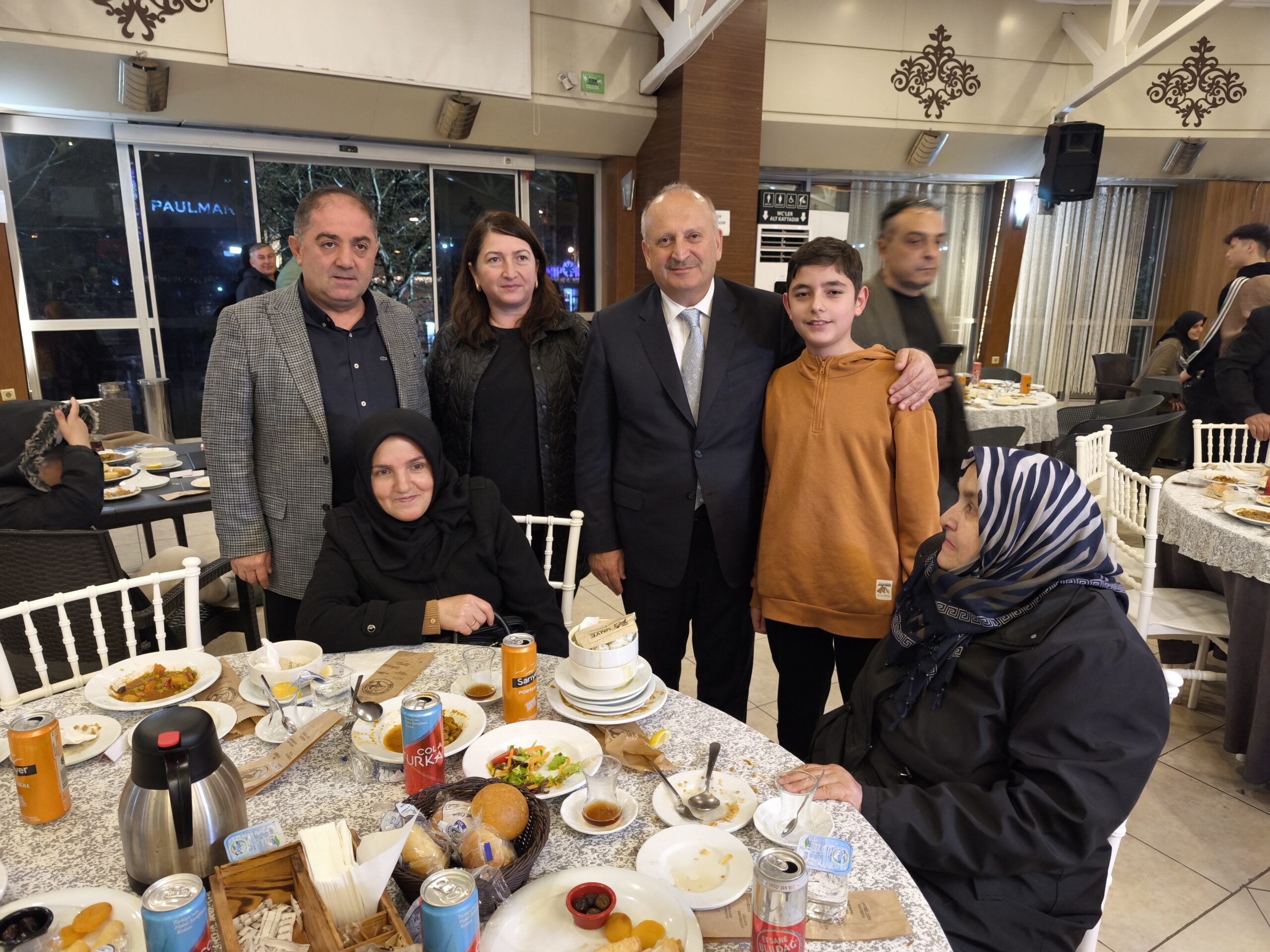 Başkan Tavlı Şehit Aileleri Ve Gazilerle Gönül Sofrasında Buluştu BASKAN TAVLI SEHIT AILELERI VE GAZILERLE GONUL SOFRASINDA BULUSTU 24 scaled 1