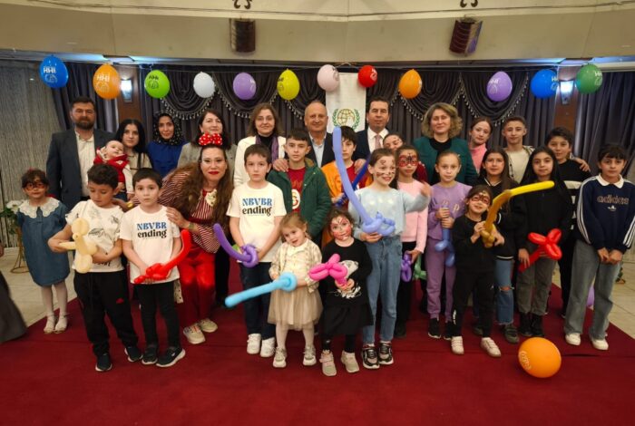 Ünye Belediye Başkanı Hüseyin Tavlı ‘Dünya Yetimler Günü’ dolayısıyla öksüz-yetim
