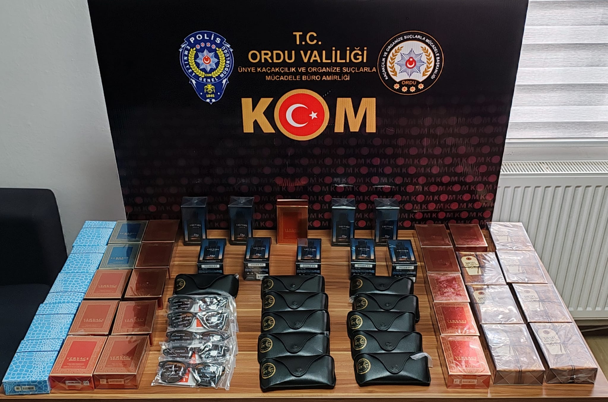 KOM 2 2