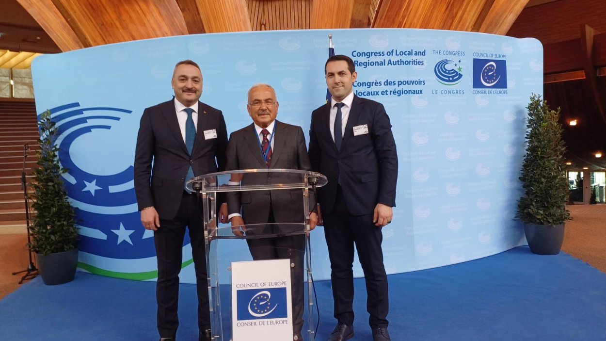 baskan guler avrupa konseyi kongresi icin fransa da 4494