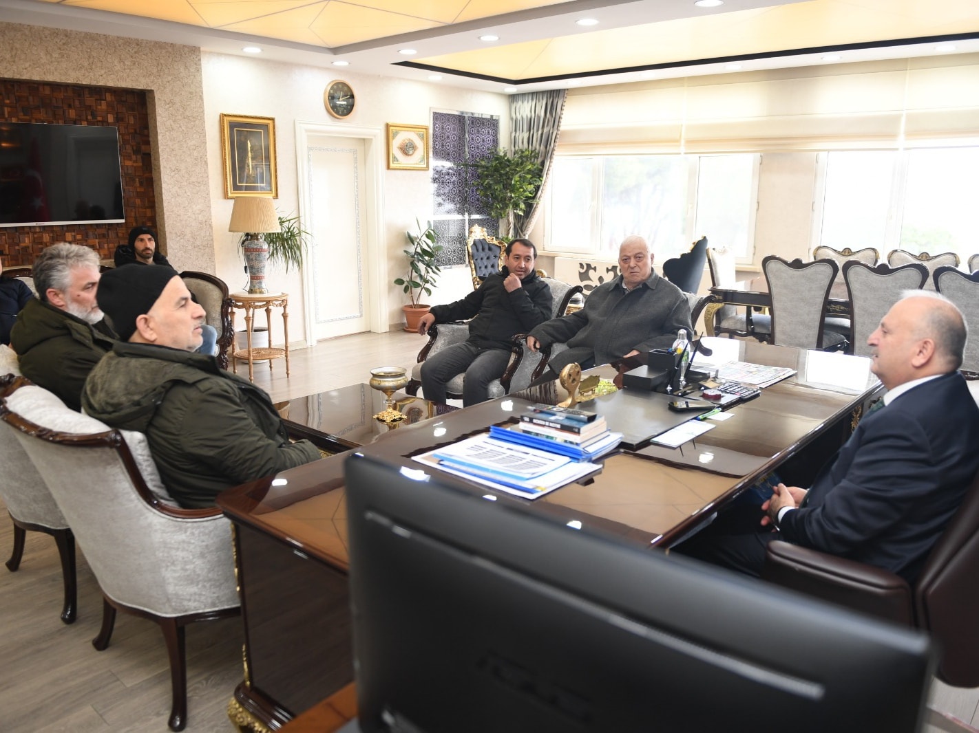 Başkan Tavlı, Yeni Sanayi Sitesi İçin İstişarelerde Bulundu baskan tavli yeni sanayi sitesi icin istisare.jpg1