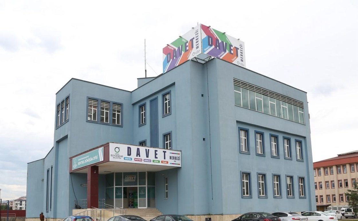 bu davet e icabet is buyuttu 2908