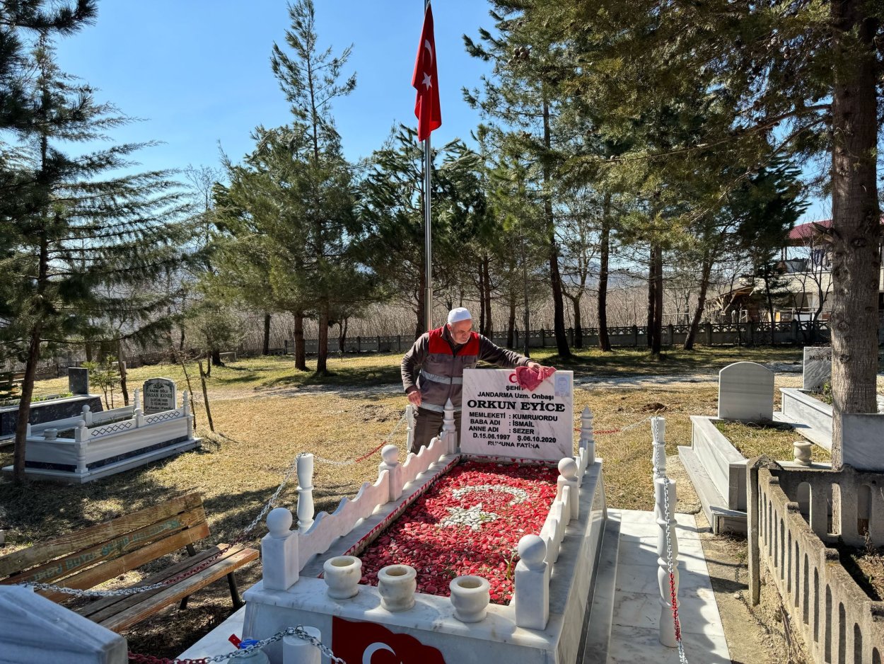 buyuksehir sehitleri unutmadi 2192