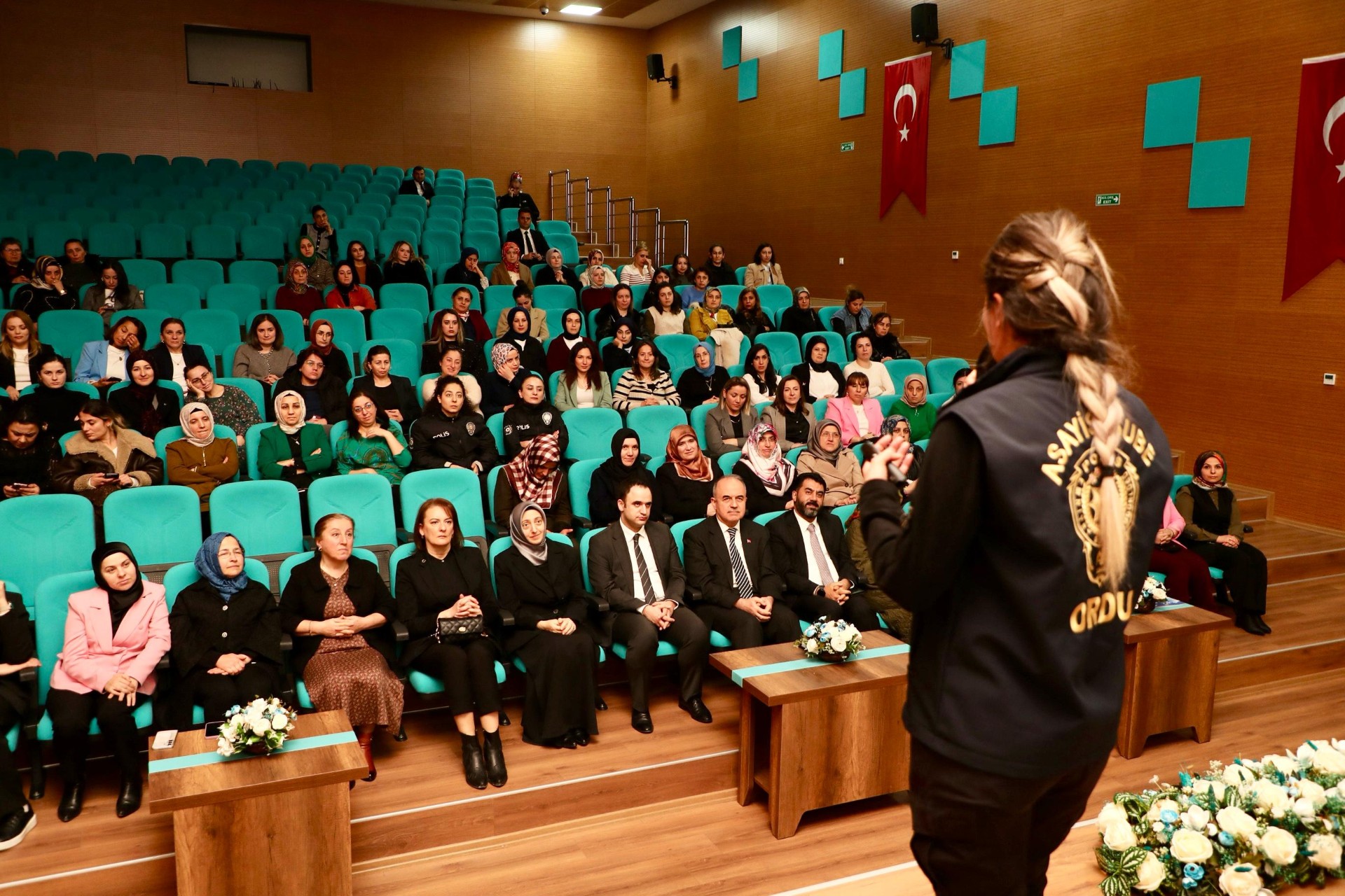 KADES Uygulaması Hakkında Kadın Personeller Bilgilendirildi kades uygulamasi bilgilendirme.jpg1