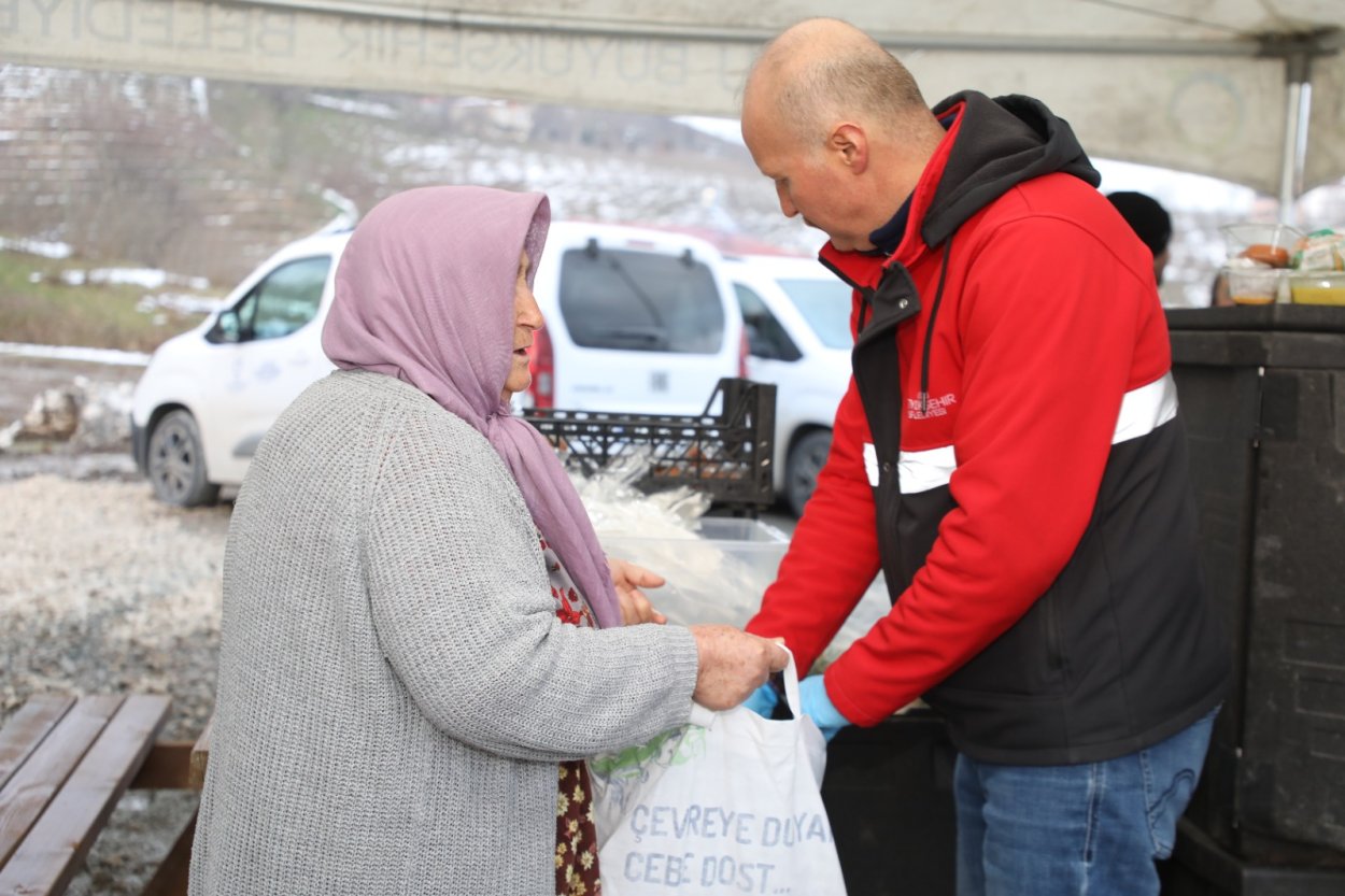 karadeniz sahil yolunda iftar saati bereketi 3179