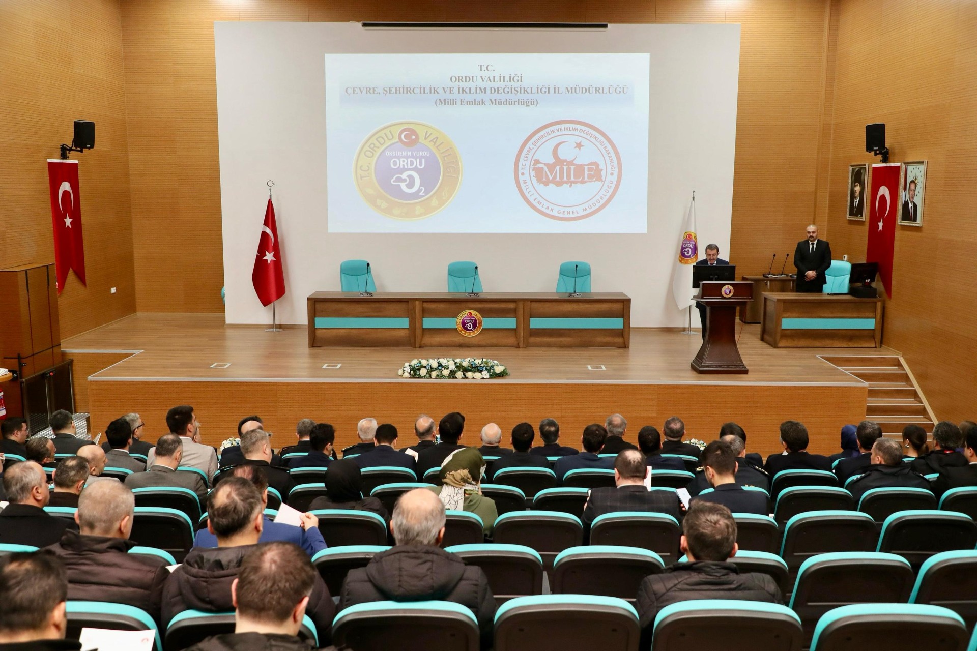 Milli Emlak Bilgilendirmede Bulundu milli emlak bilgilendirmede bulundu.jpg1