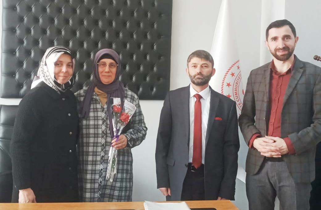 muftulukten dunya kadinlar gunu ziyeretleri
