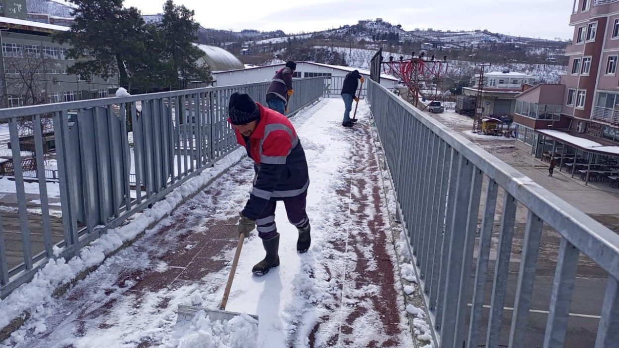 ordu da kar bitti buyuksehir in calismasi bitmedi 325