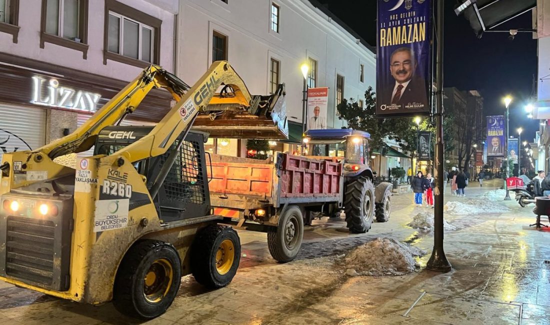 ORDU’DA KAR BİTTİ, BÜYÜKŞEHİR’İN ÇALIŞMASI BİTMEDİ!