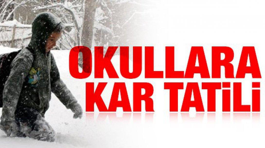 Ordu’da etkili olan yoğun kar yağışı nedeniyle, il genelindeki okullar