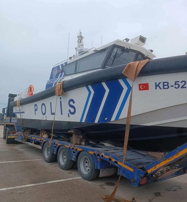 Ordu’da güvenliği sağlamak amacıyla kullanılacak olan Polis Deniz Botu, resmen