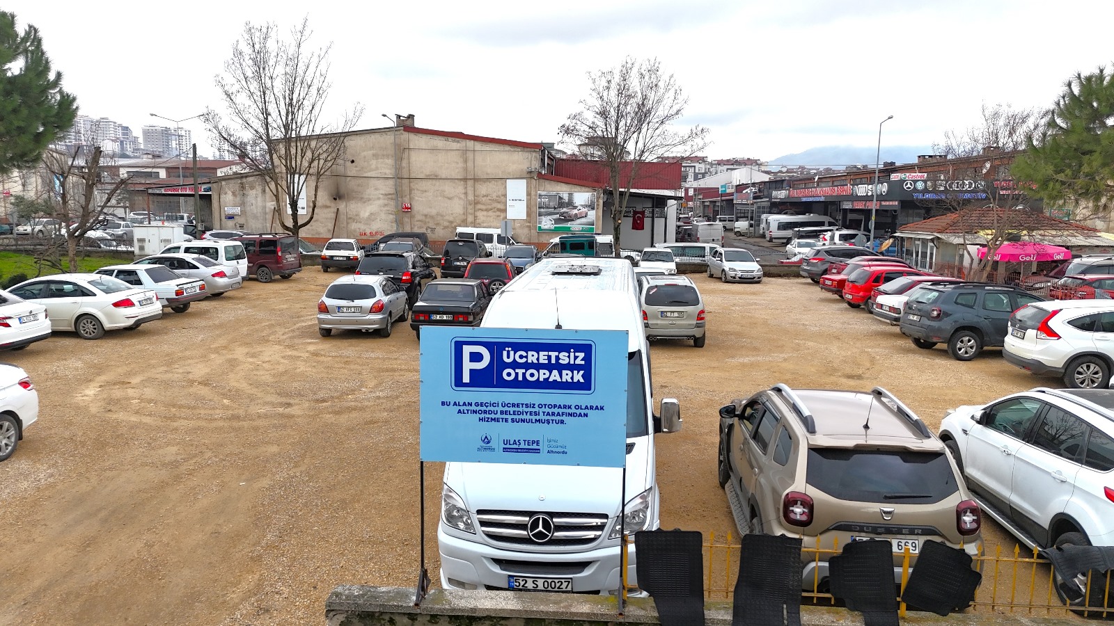sanayi sitesine otopark alani kazandirildi